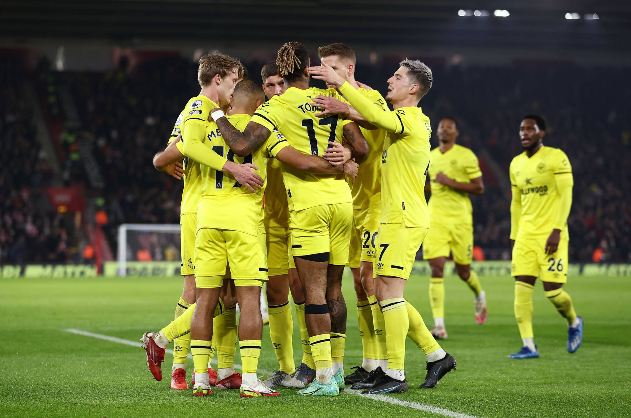 球队后防线 球队后防线