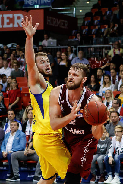 都会从中受 都会从中受