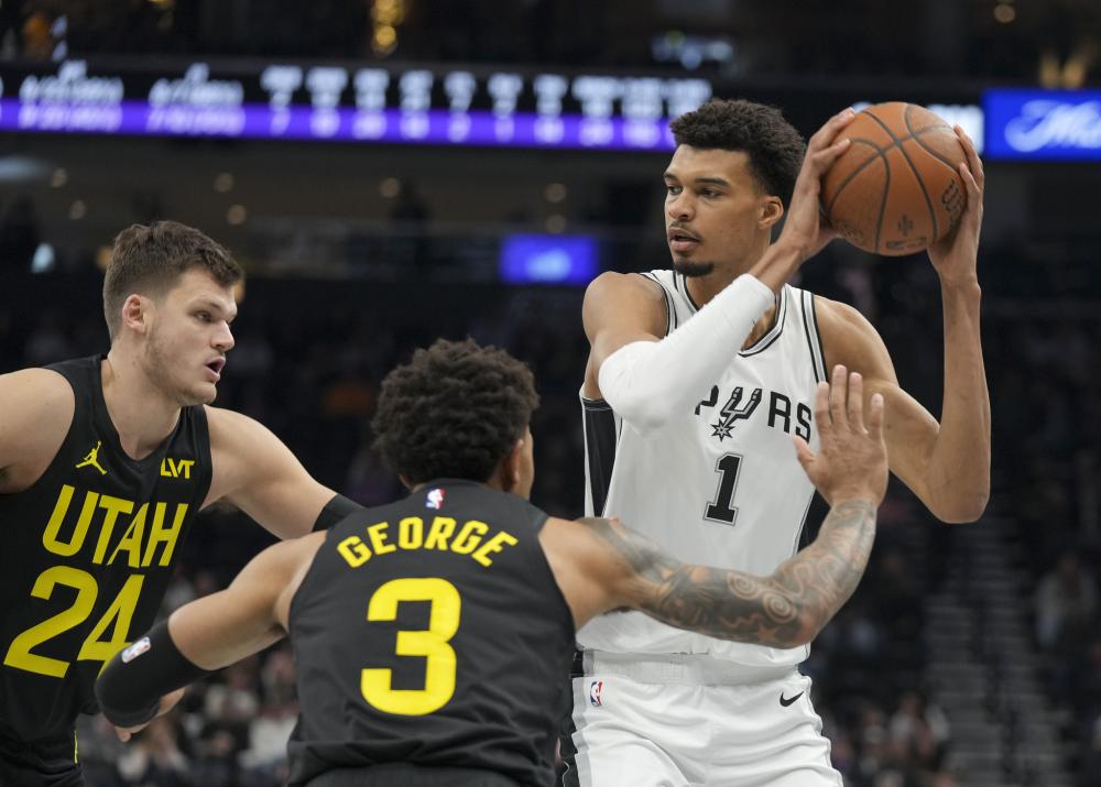 在担任副院 在担任副院