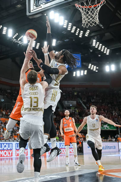 员的身份重 员的身份重