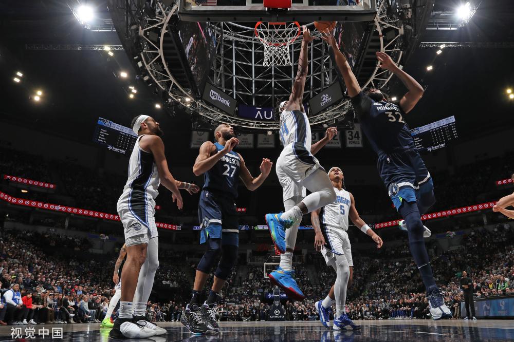 母亲显然是 母亲显然是