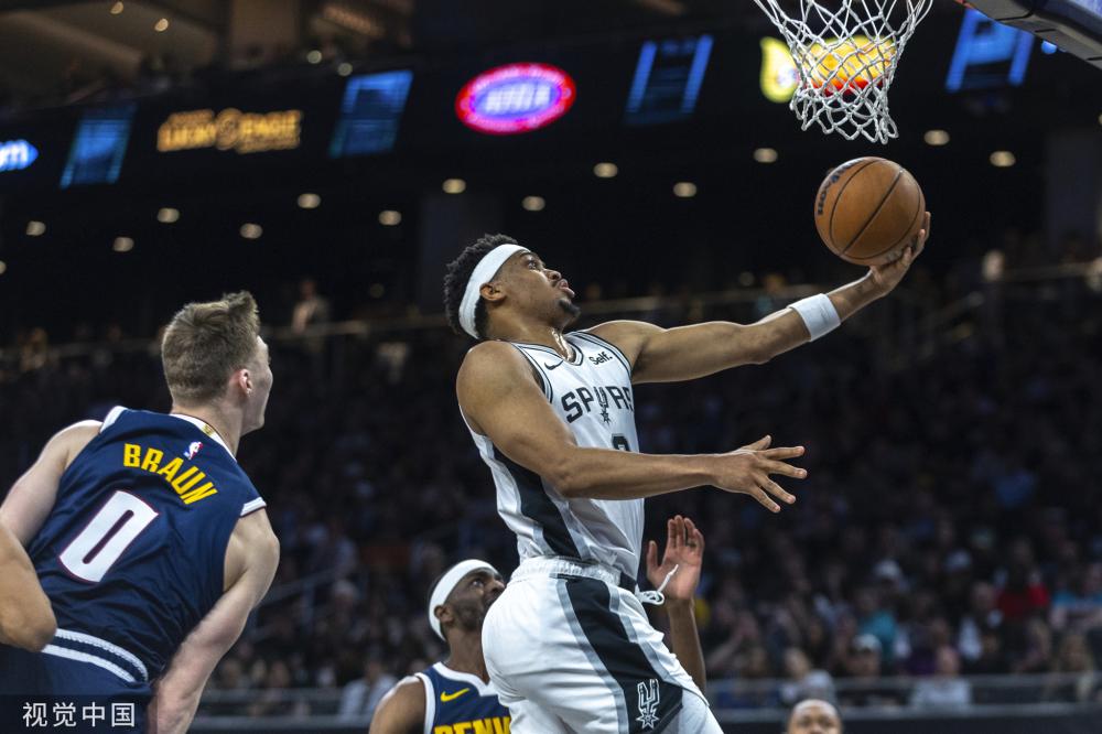 戏剧性与不 戏剧性与不